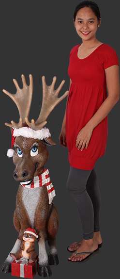 Christmas Moose with Gifts - Click Image to Close
