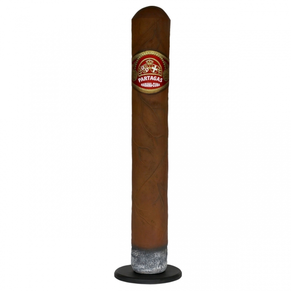 Cigar Standing - Click Image to Close