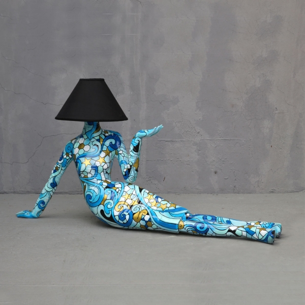 Lady Lamp Lying Trendy - Click Image to Close