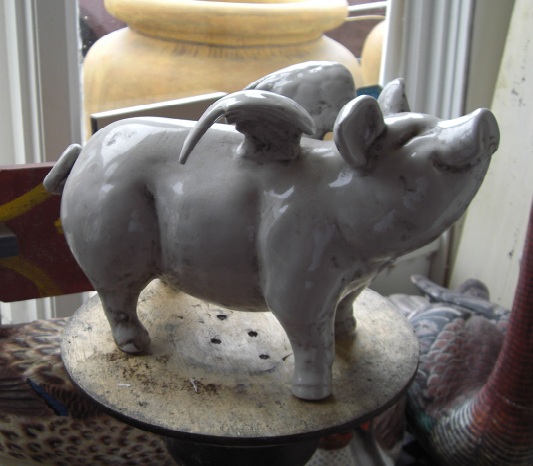 Porcelain Flying Pig - Click Image to Close
