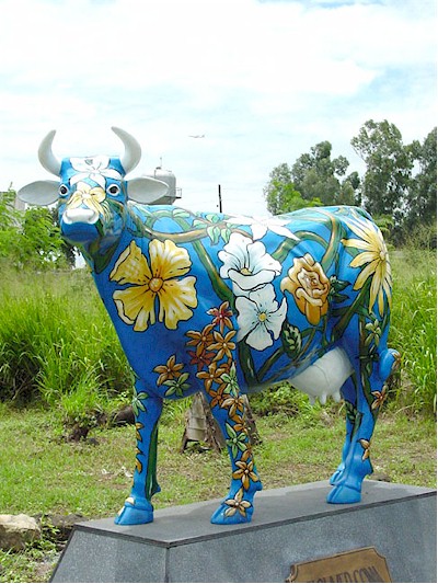 Hawaiian / Flower Cow (with or without Horns) - Click Image to Close
