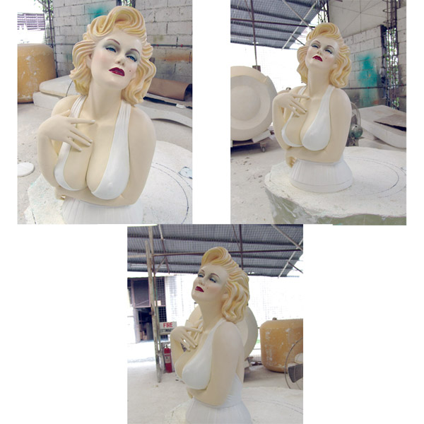 Marilyn Monroe Bust - Click Image to Close