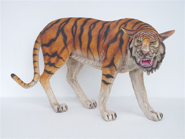 Tiger Statue (looking right) - Click Image to Close
